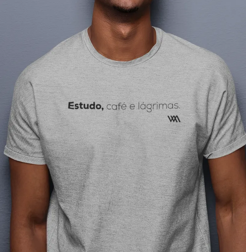 Estudo, café e lágrimas.