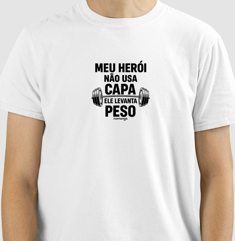 Camiseta Meu Herói Levanta Peso Estilo CrossFit – Na Manga