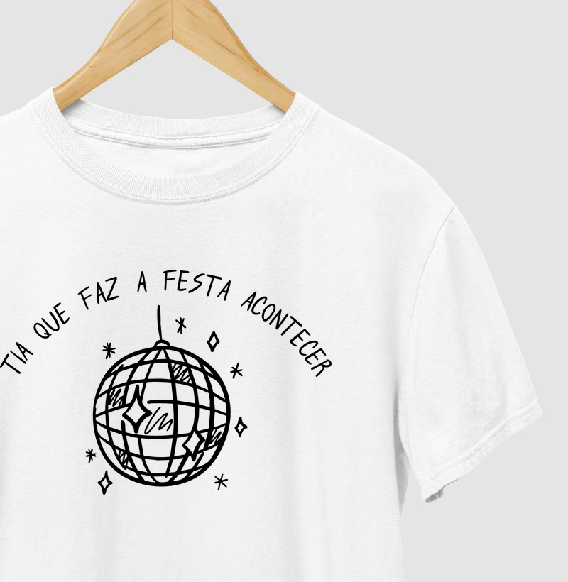 Tia que faz a festa acontecer 