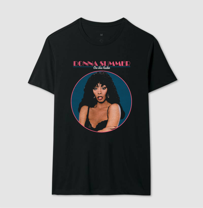 Camiseta Donna Summer | On the Radio (Tons Escuros)