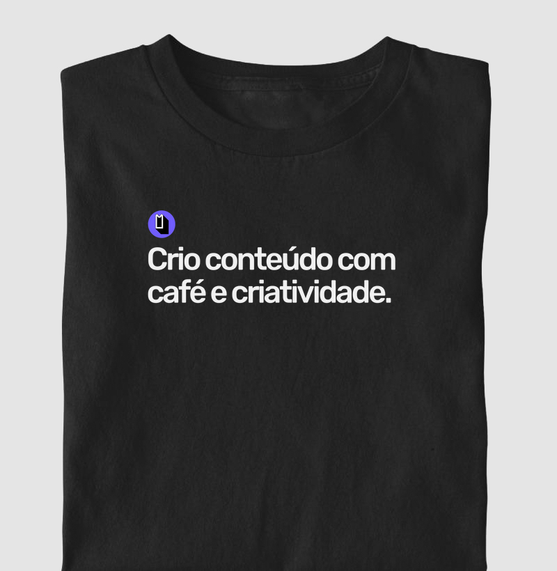 Crio conteúdo com café e criatividade.