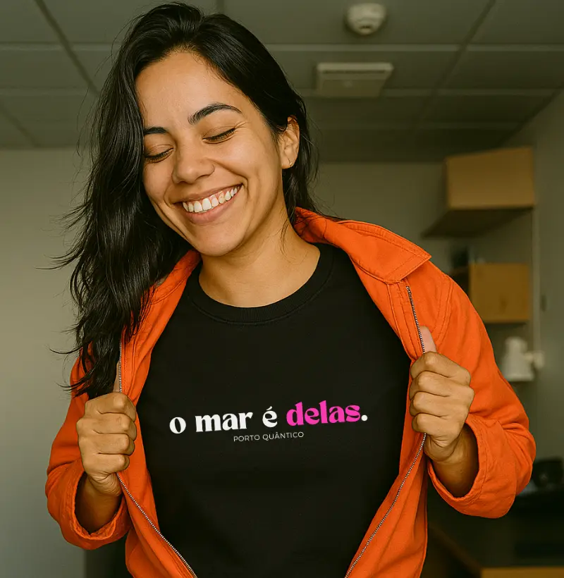 Camiseta Feminina 100% Algodão - O Mar é Delas 