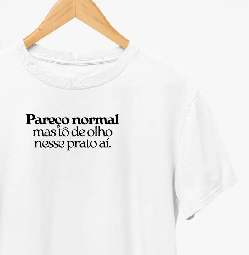 TÔ DE OLHO