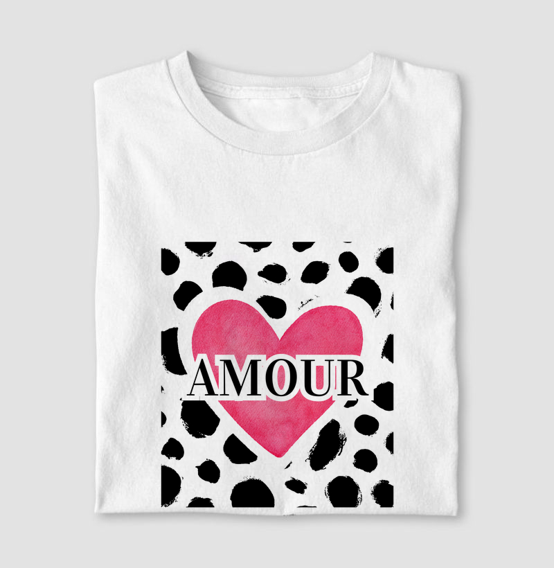 Camiseta Amour Poá com Coração em Aquarela