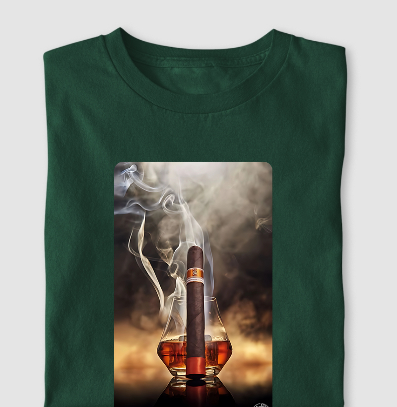 GLASS WHISKEY AND CIGAR