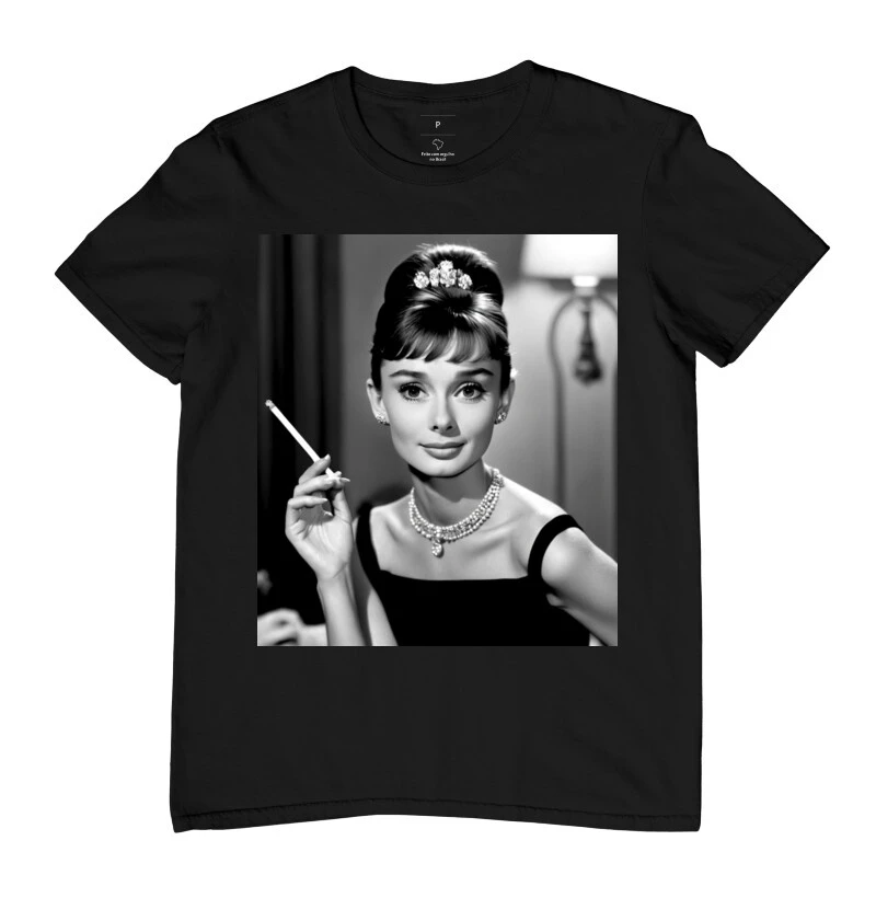 Camiseta Reserva Ink - Audrey Hepburn em Bonequinha de Luxo