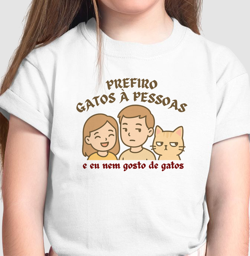 E EU NEM GOSTO DE GATOS