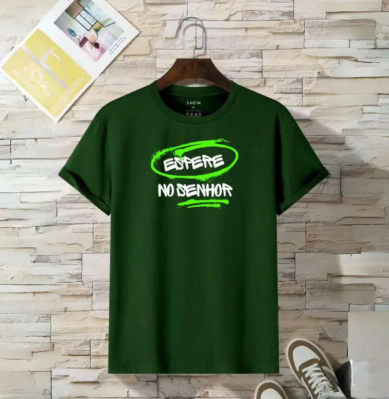 Camiseta Cristã "Espere No Senhor"