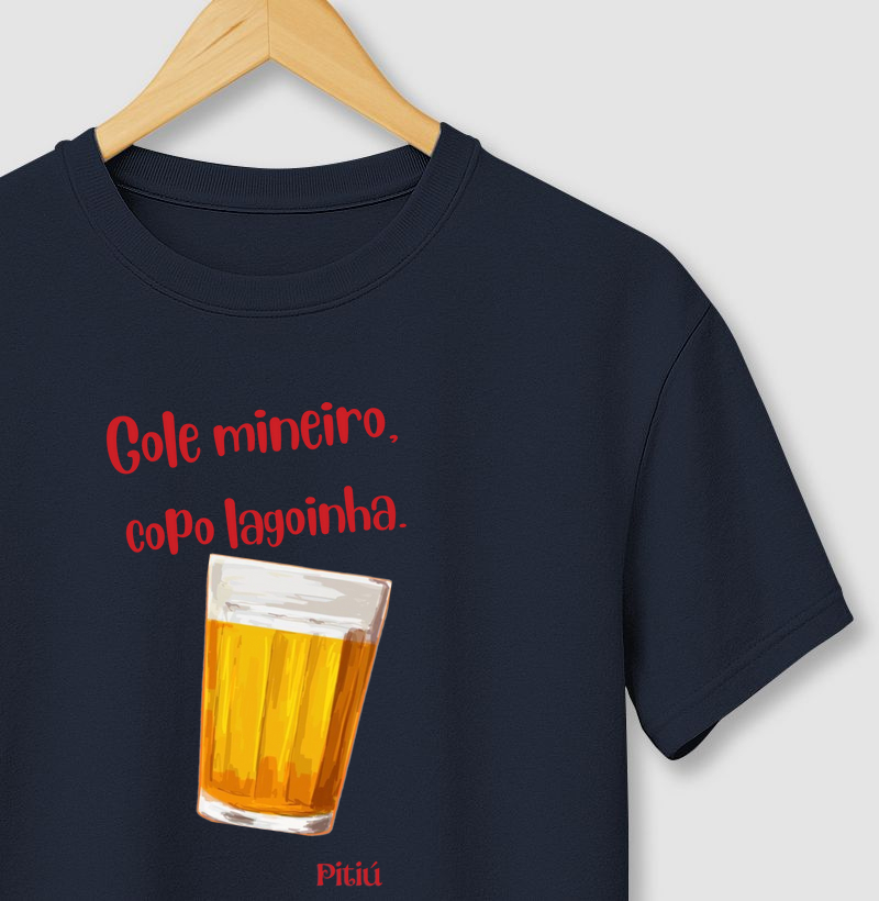 Camiseta Azul-marinho – Gole mineiro, copo lagoinha – Pitiú