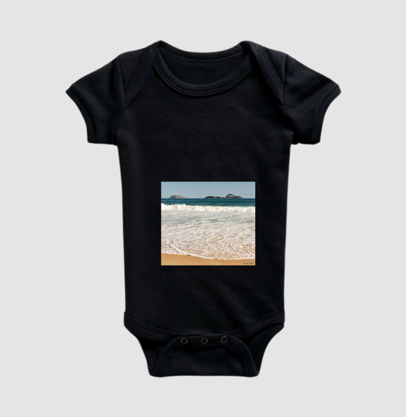 Camiseta Pés na Areia Bolso