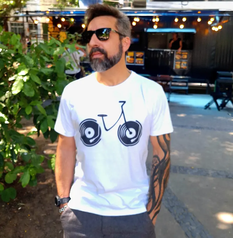 Camiseta Bike & Vinyl 
