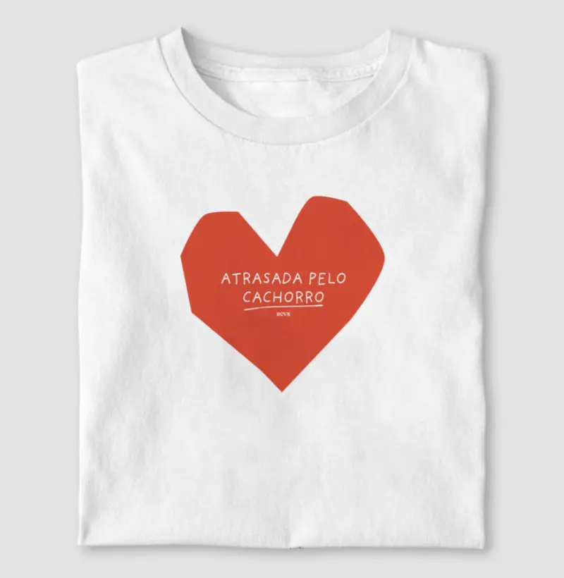 Atrasada pelo Cachorro