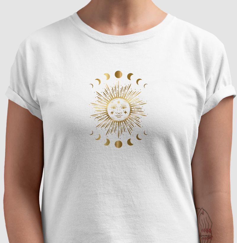 Camiseta Alquímica - PODEROSO SOL CENTRAL + Luas