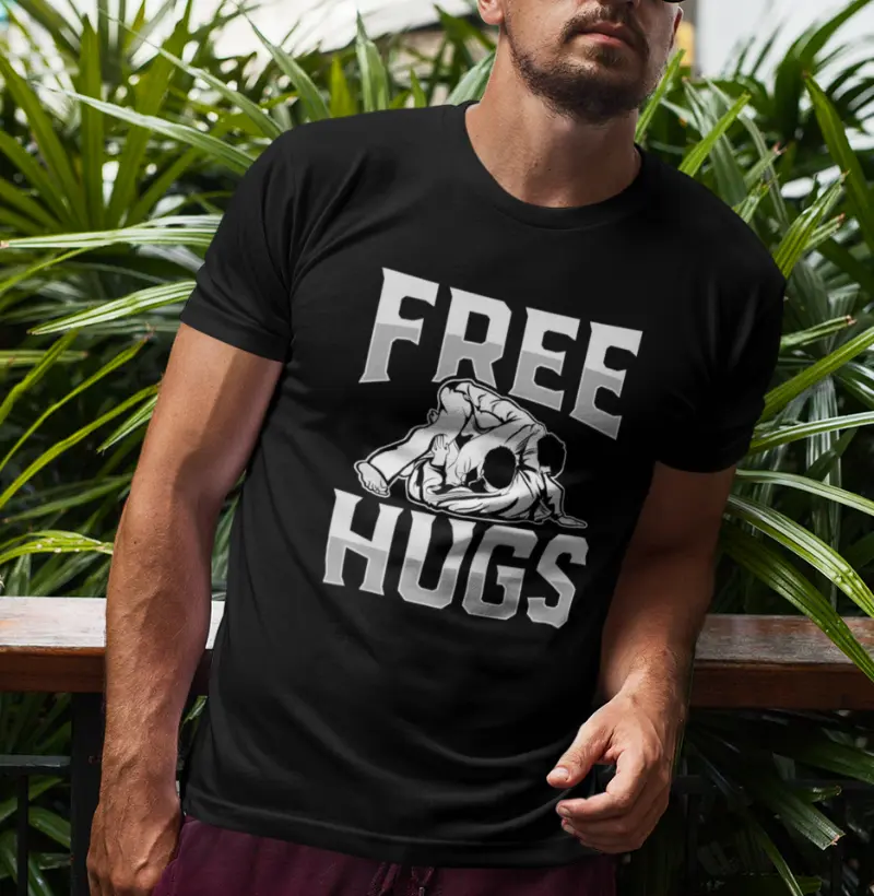 Camiseta Free Hugs - Qualidade Reserva