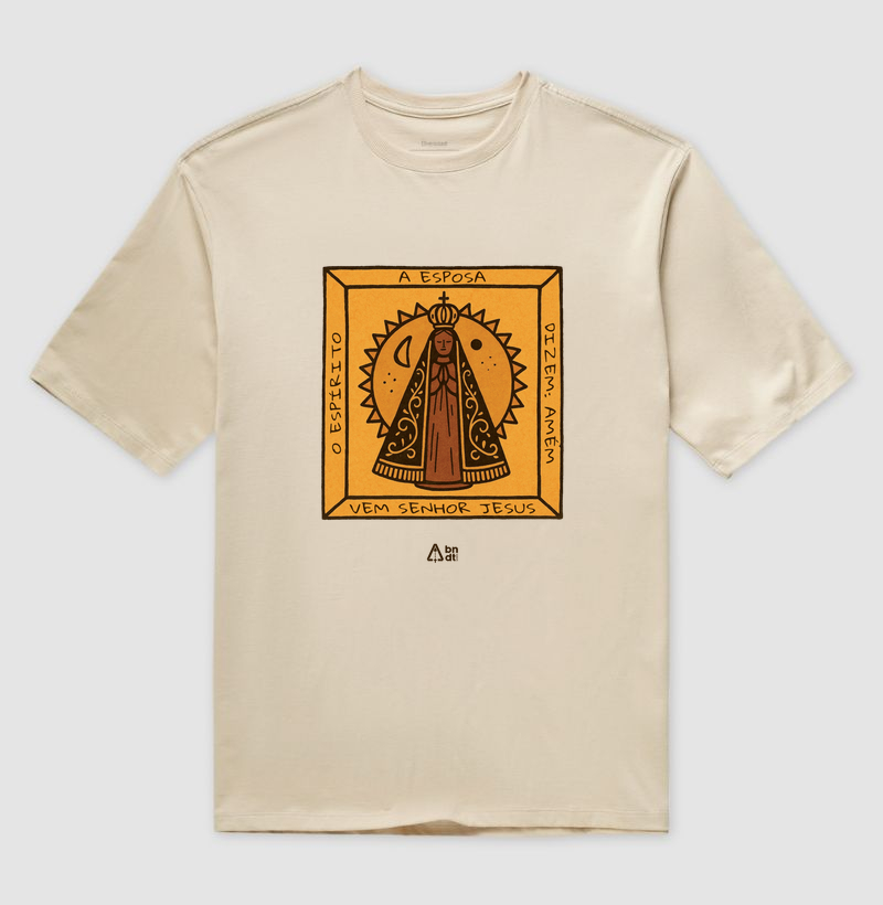 Camiseta Oversized Medalha de Nossa Senhora Aparecida