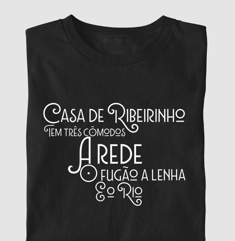 Casa de ribeirinho tem três cômodos