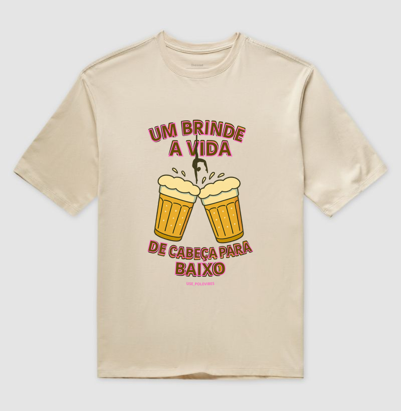 UM BRINDE