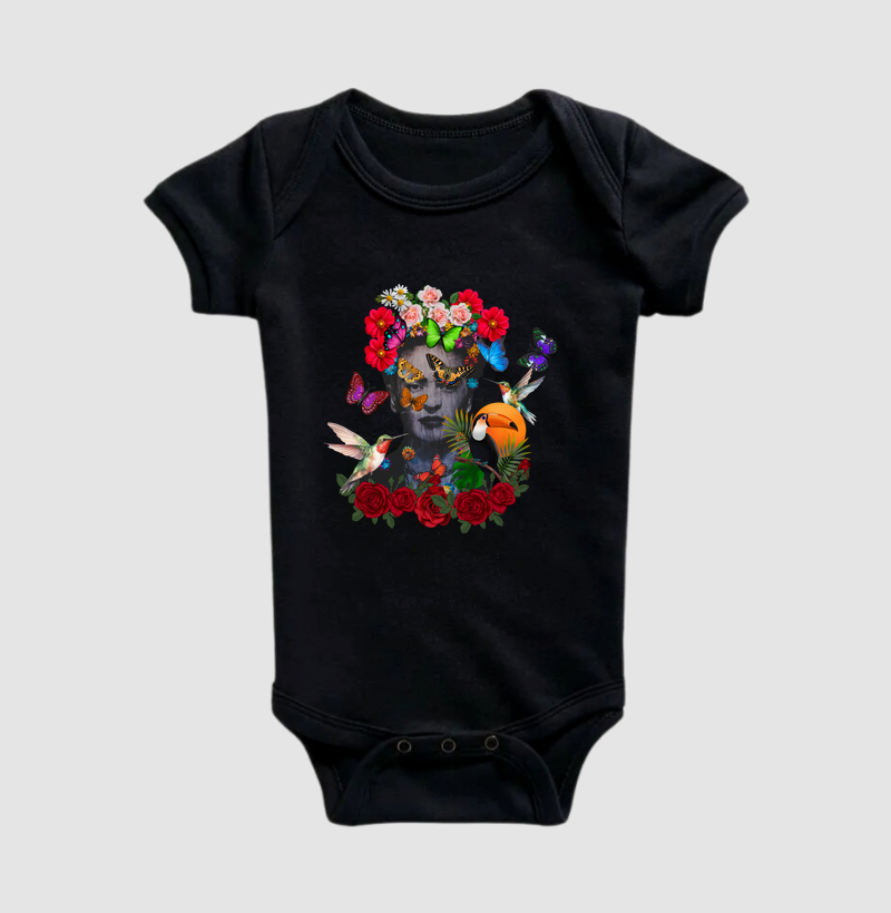 Retrato de Frida Kahlo com flores e borboletas