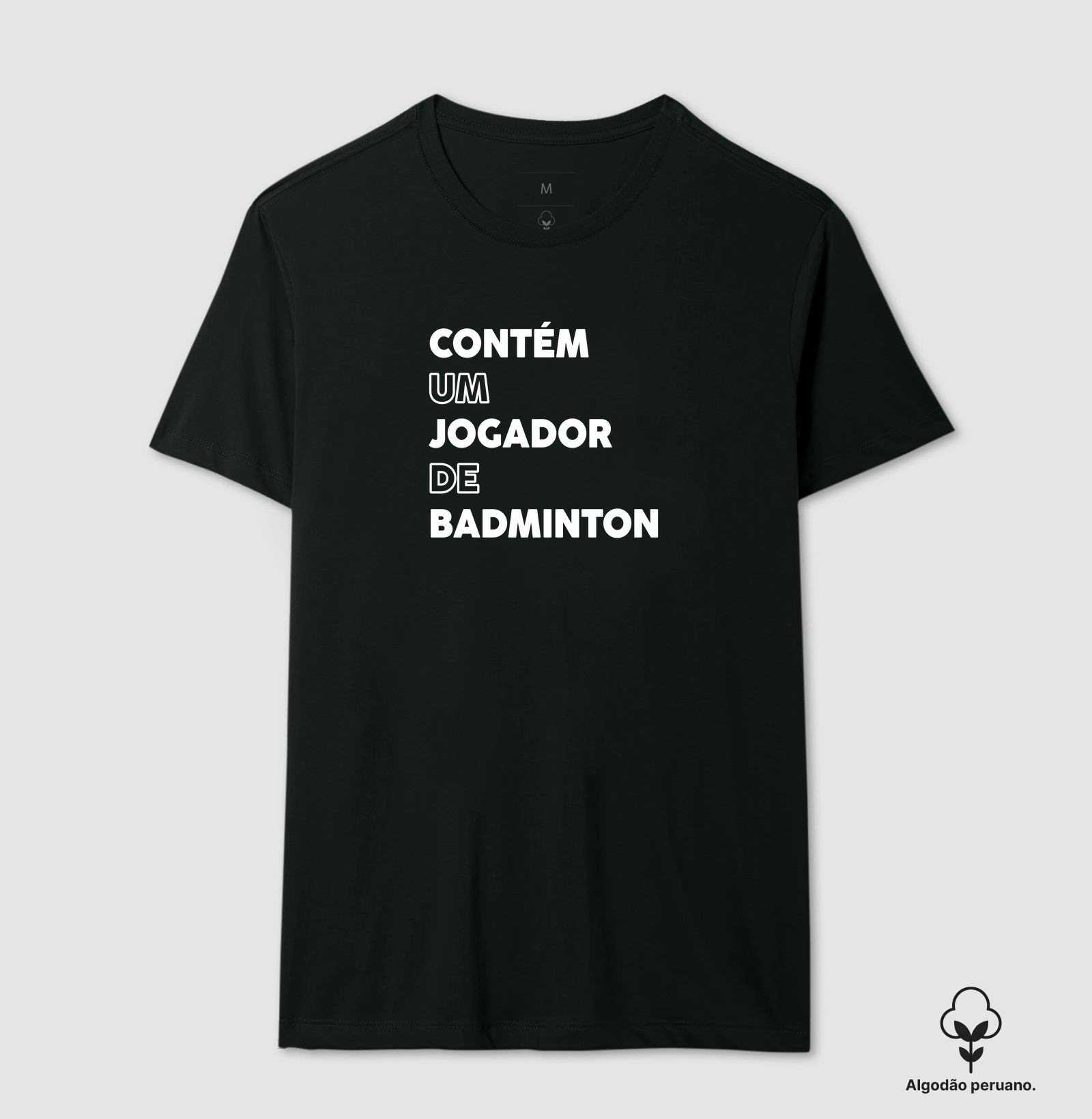 Contém um jogador de badminton