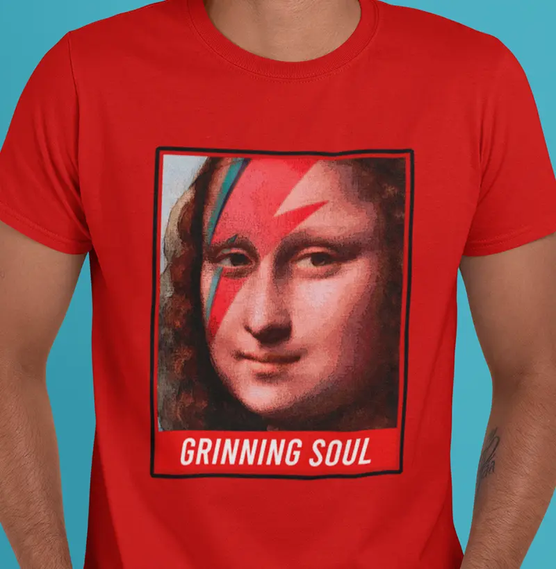 Mona Grinning Soul