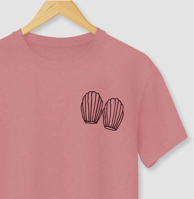 Camiseta Madeleine Vinho