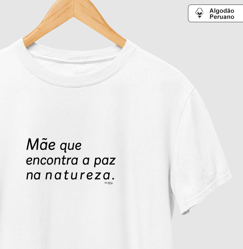 Mãe que encontra a Paz na Natureza.