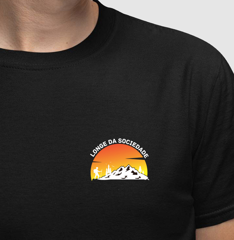 Camiseta Longe da Sociedade