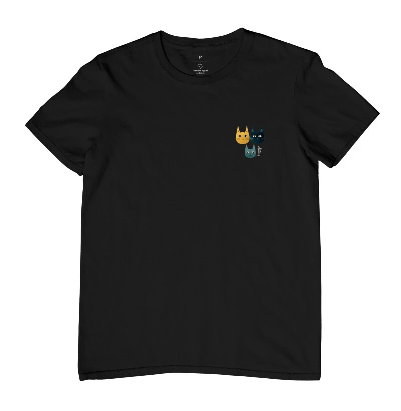 Camiseta Com 3 Gatinhos no Bolso