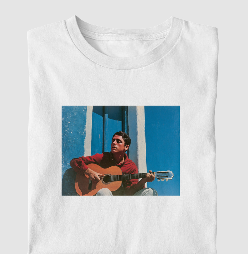 Camiseta Chico Buarque - Azuis mais do que Azuis