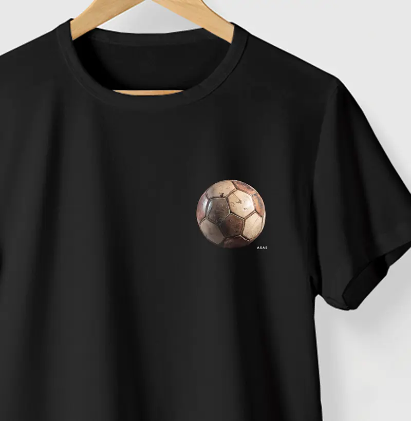 Camiseta BOLA RETRÔ - PRETA - (100% Algodão)