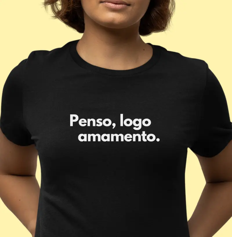 Penso, logo amamento.