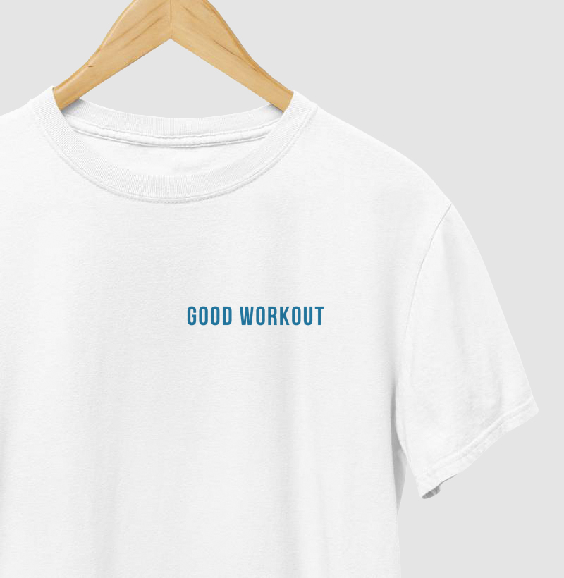T-shirt Good Workout Branca Logo Pequena Azul