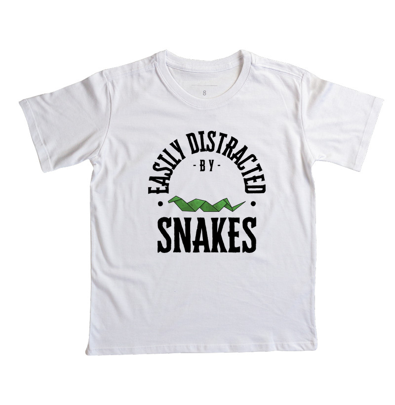 Easily Distracted by Snakes (Letras Brancas)