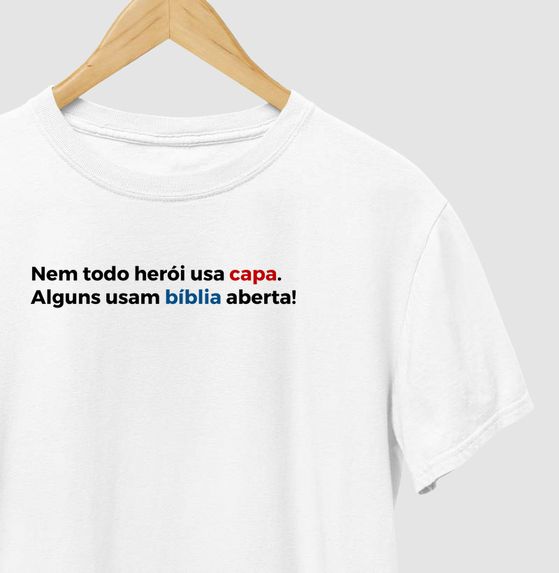 Nem todo herói usa capa
