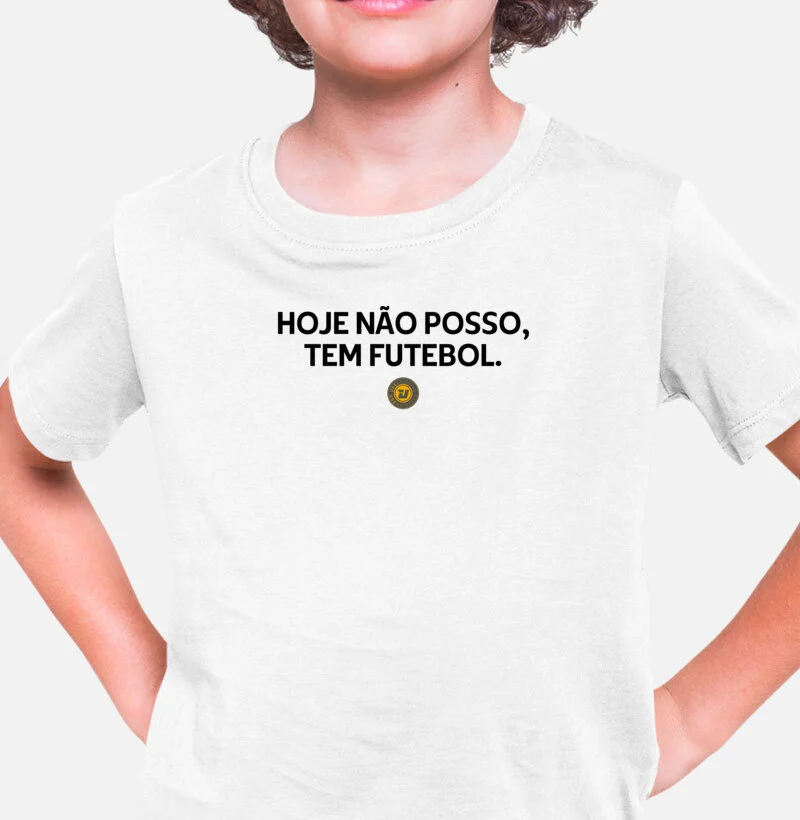 Camiseta kids TEM FUTEBOL.