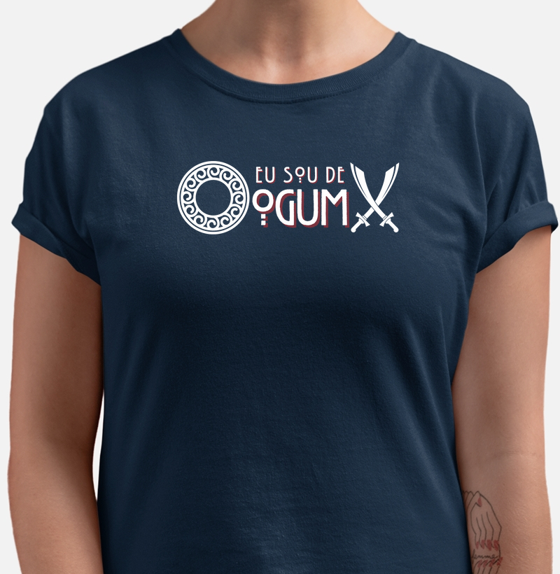 Camiseta Sou de Ogum Sombreada Azul Marinho Feminina