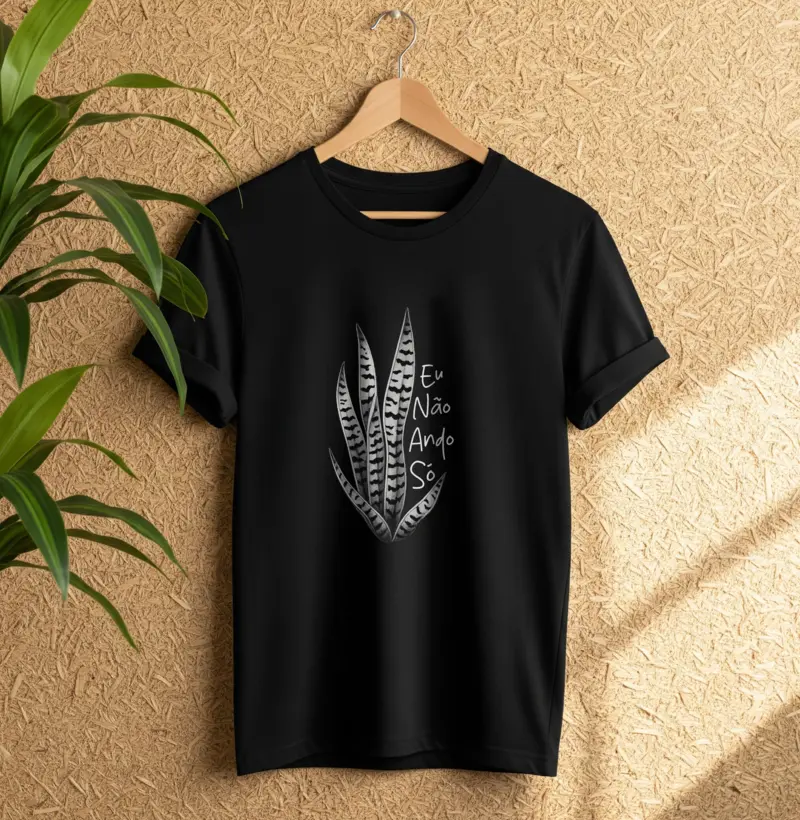 Camiseta - Eu Não Ando Só