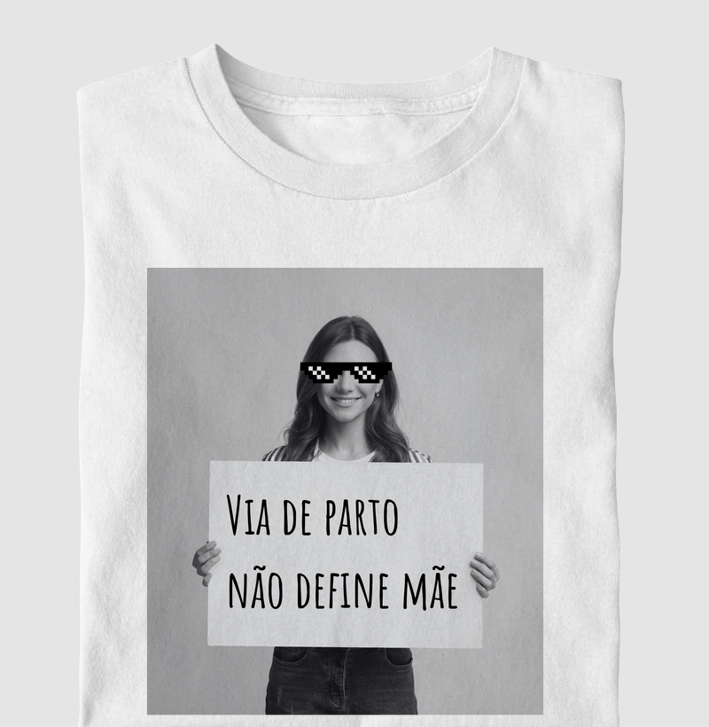 Via De Parto Não Define Mãe