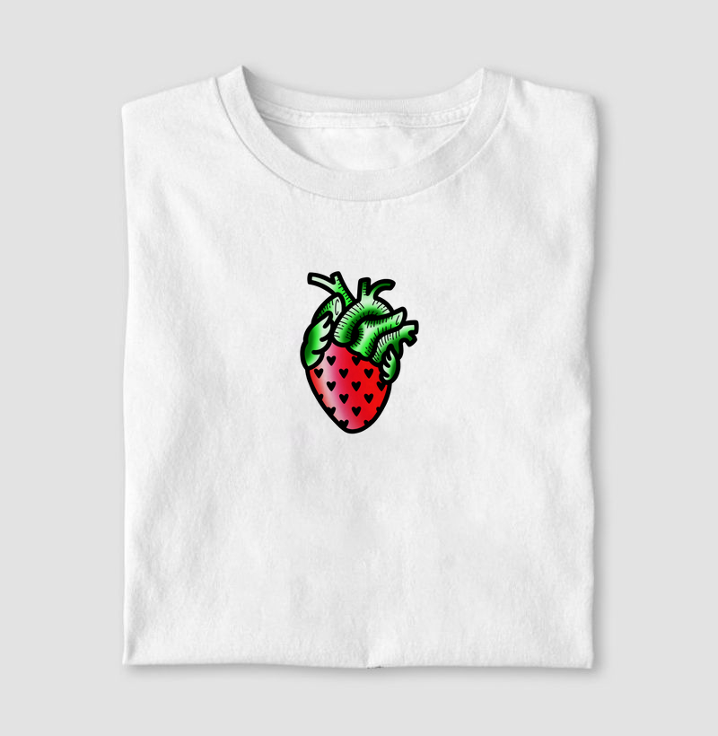 Camiseta Coração de Morango