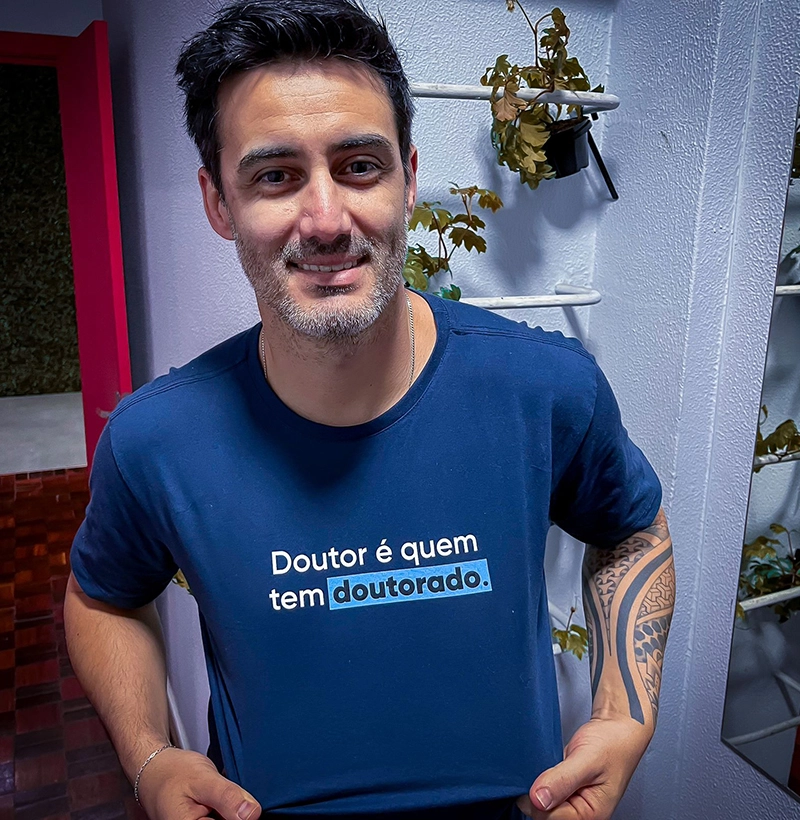 Doutor é quem tem Doutorado