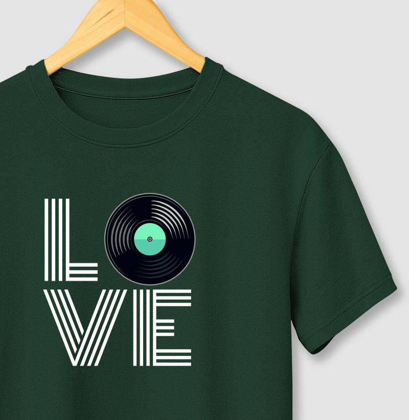 LOVE VINIL