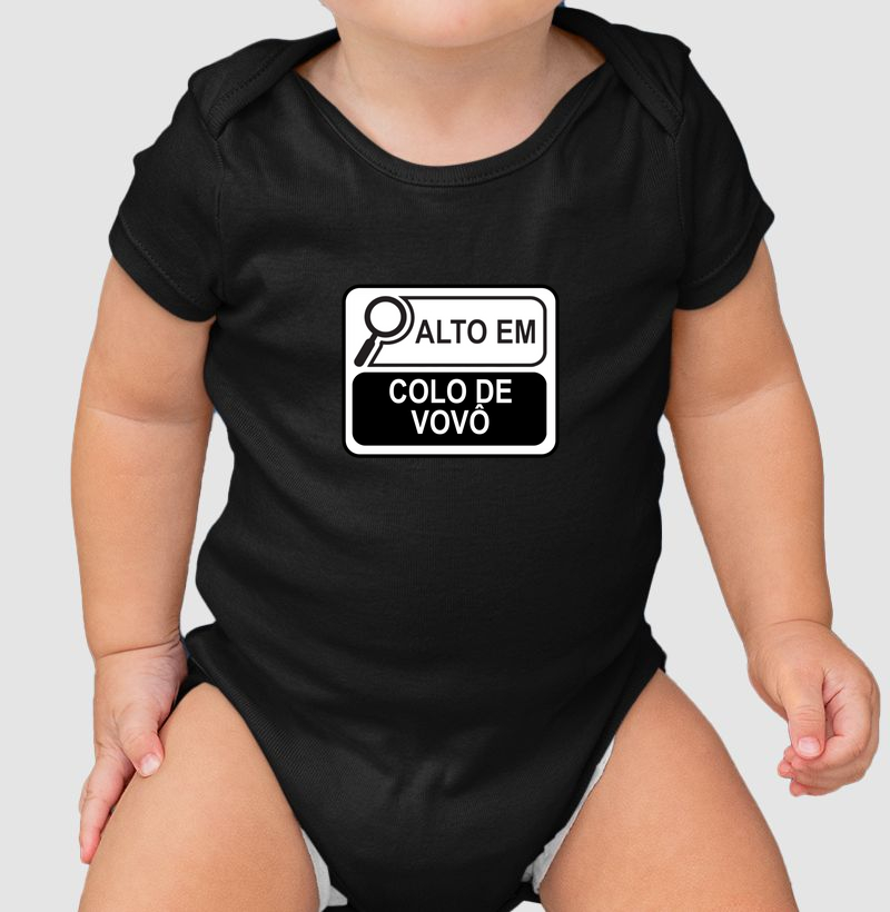Alto em colo de Vovô