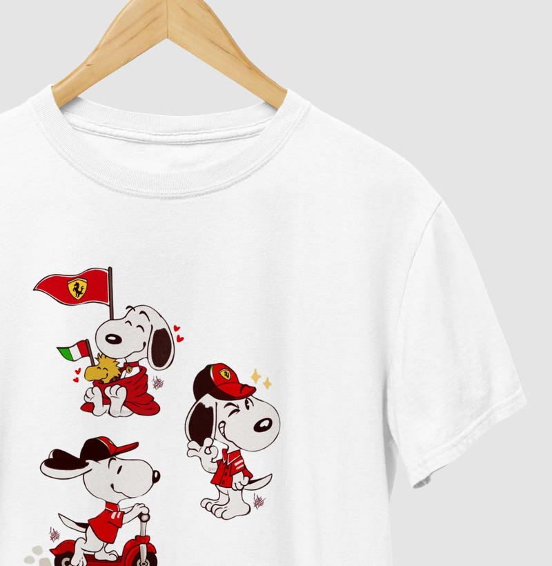 Snoopy in a Ferrari Formula 1