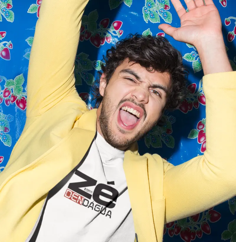 T-Shirt Masculino Branca - Zé Dendagua