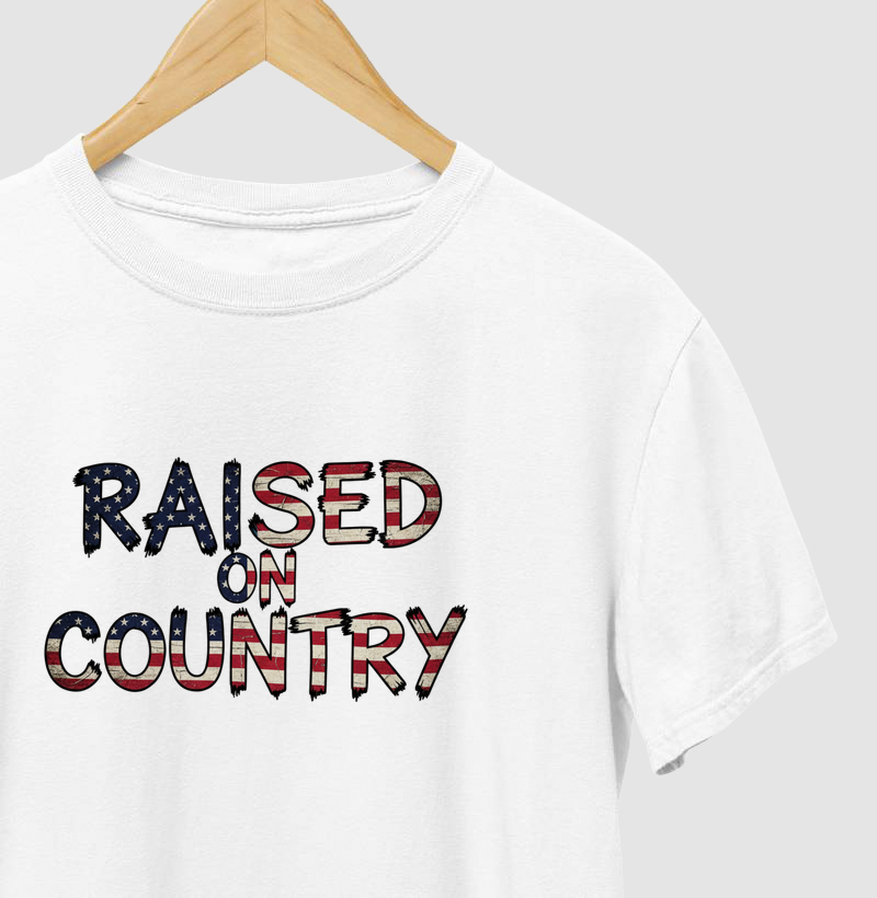 Camiseta Raised on Country