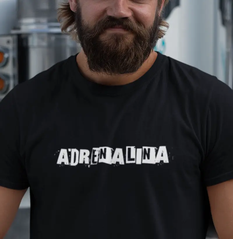Camiseta Esportiva Divertida | "Adrenalina" | Malha Reserva | Atletiva Store