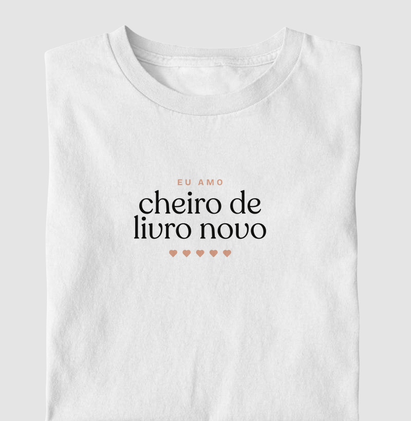 Eu amo cheiro de livro novo