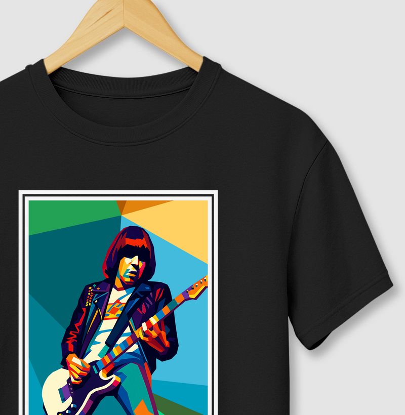 F051 - Johnny Ramone