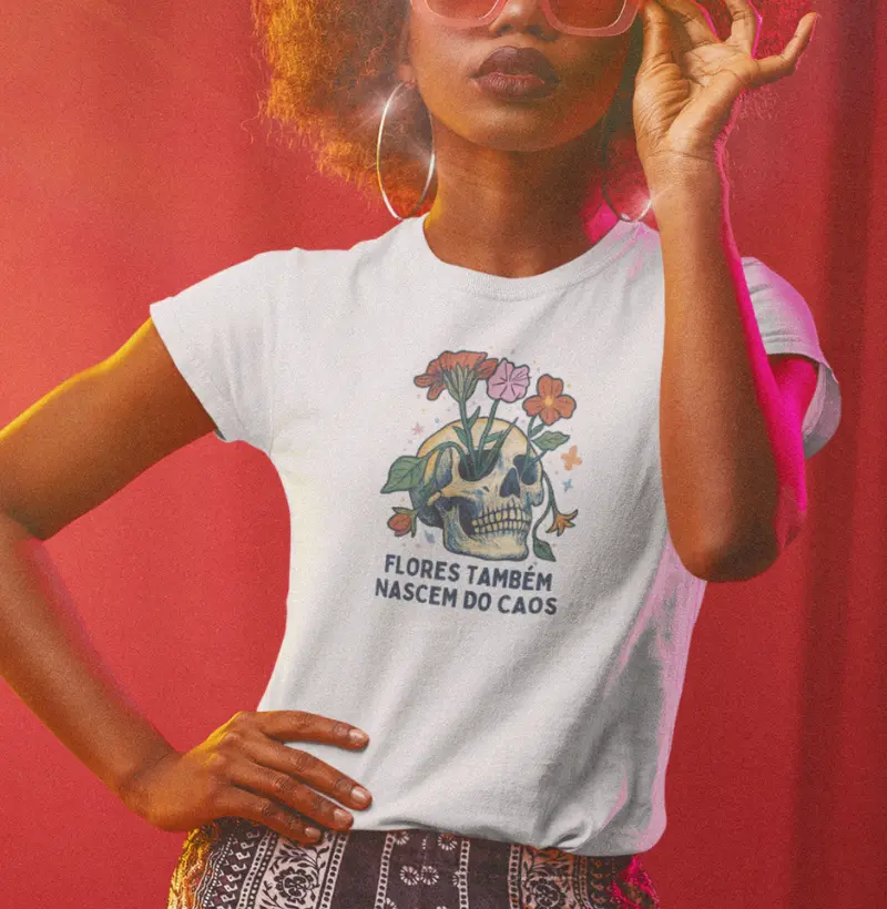 Camiseta - Flores do Caos