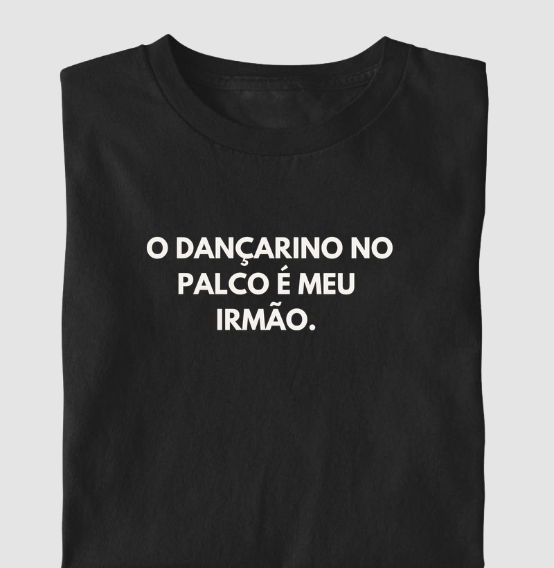 O dançarino no palco é meu irmão